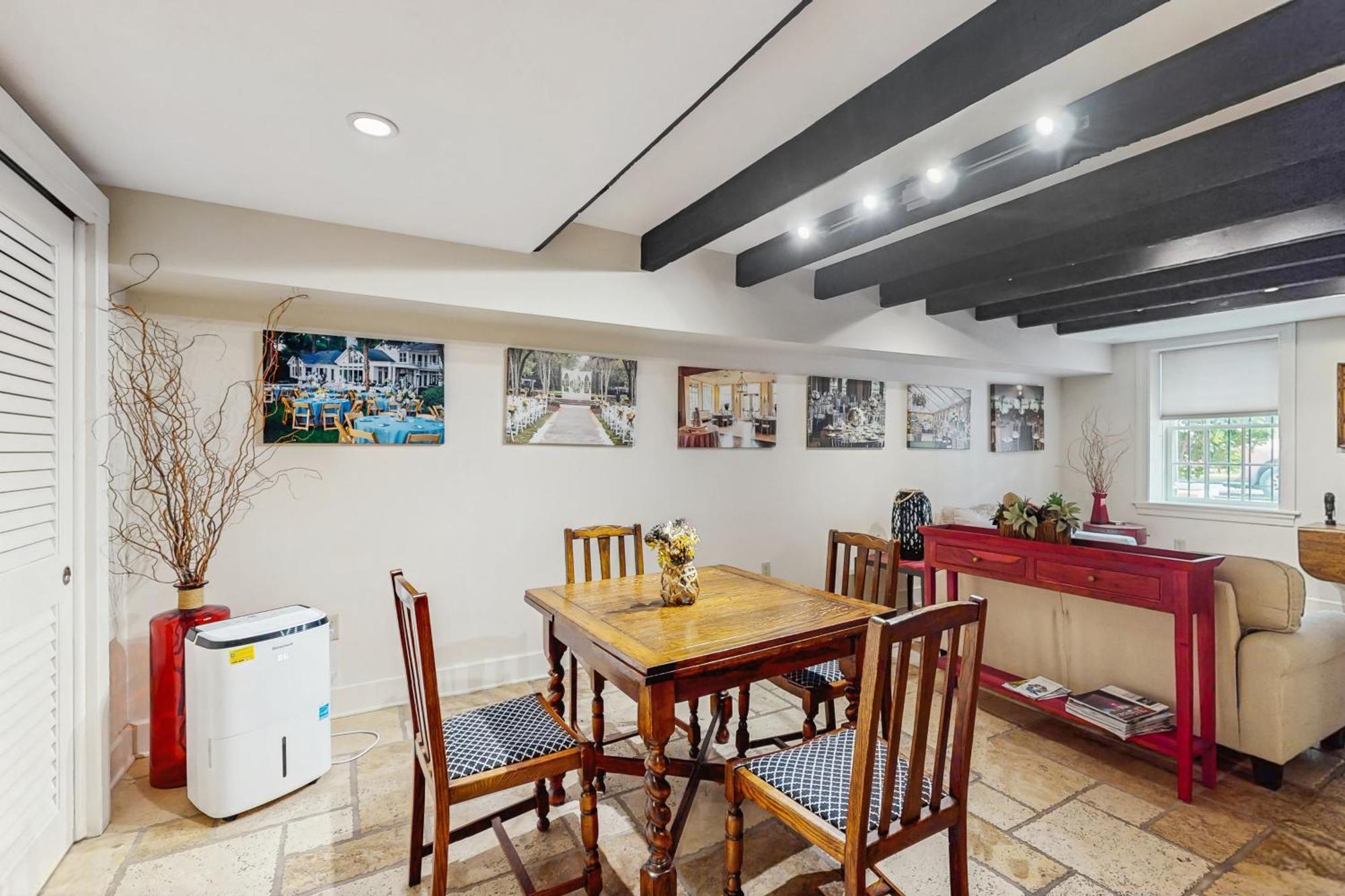Garden Level On Charlton Villa ซาวานนาห์ ภายนอก รูปภาพ